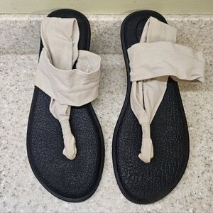 Sanuk Women's Black & Tan Yoga Sling 2 Sandals, Size 9